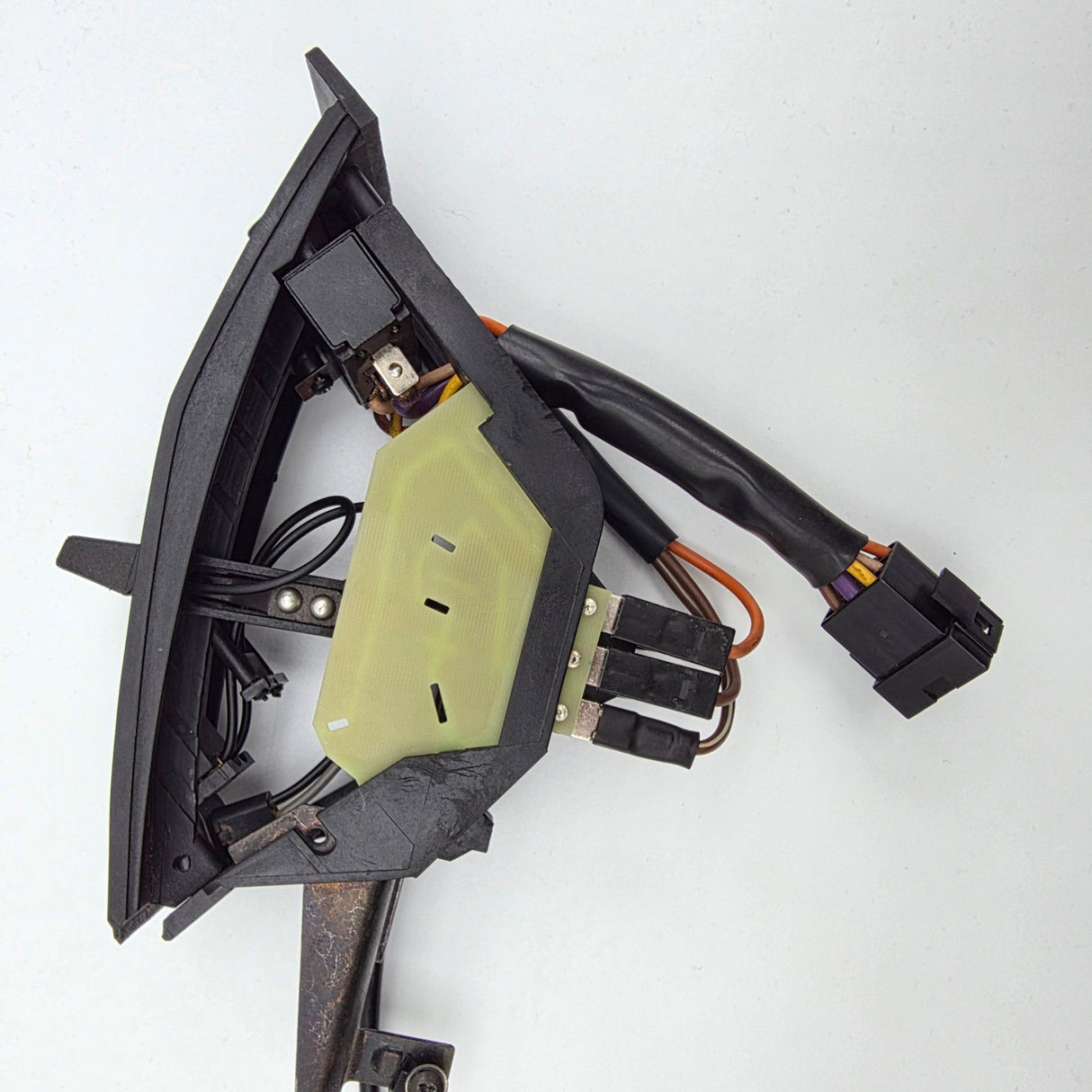 HEATER or AIR CONDITIONER CONTROLLER for VL [RECONDITIONED] - HOLDCOM AUTO PARTS